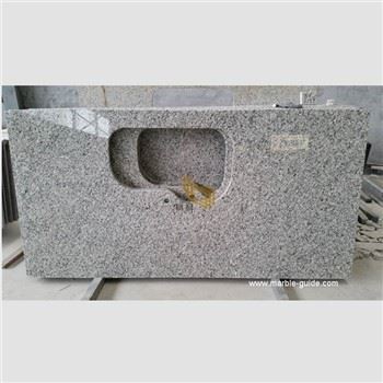 Projekti laboda belih granitnih pulti