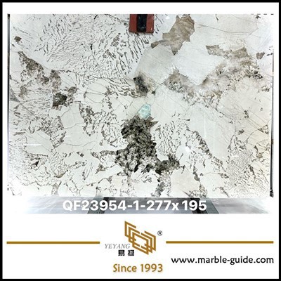 Luksuzni bež beli marmornati pavski kamen z zlatimi žilami